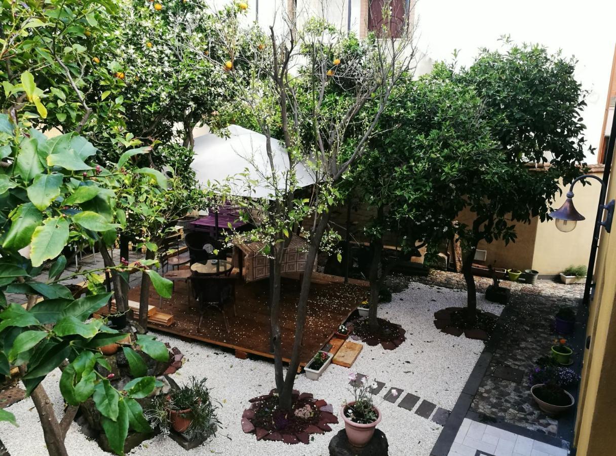 La Corte Di Lucina Terralba ภายนอก รูปภาพ